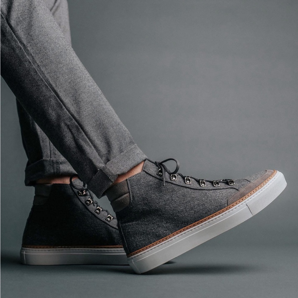 NIB! NWT! Taft Base Camp Sneaker in Grey